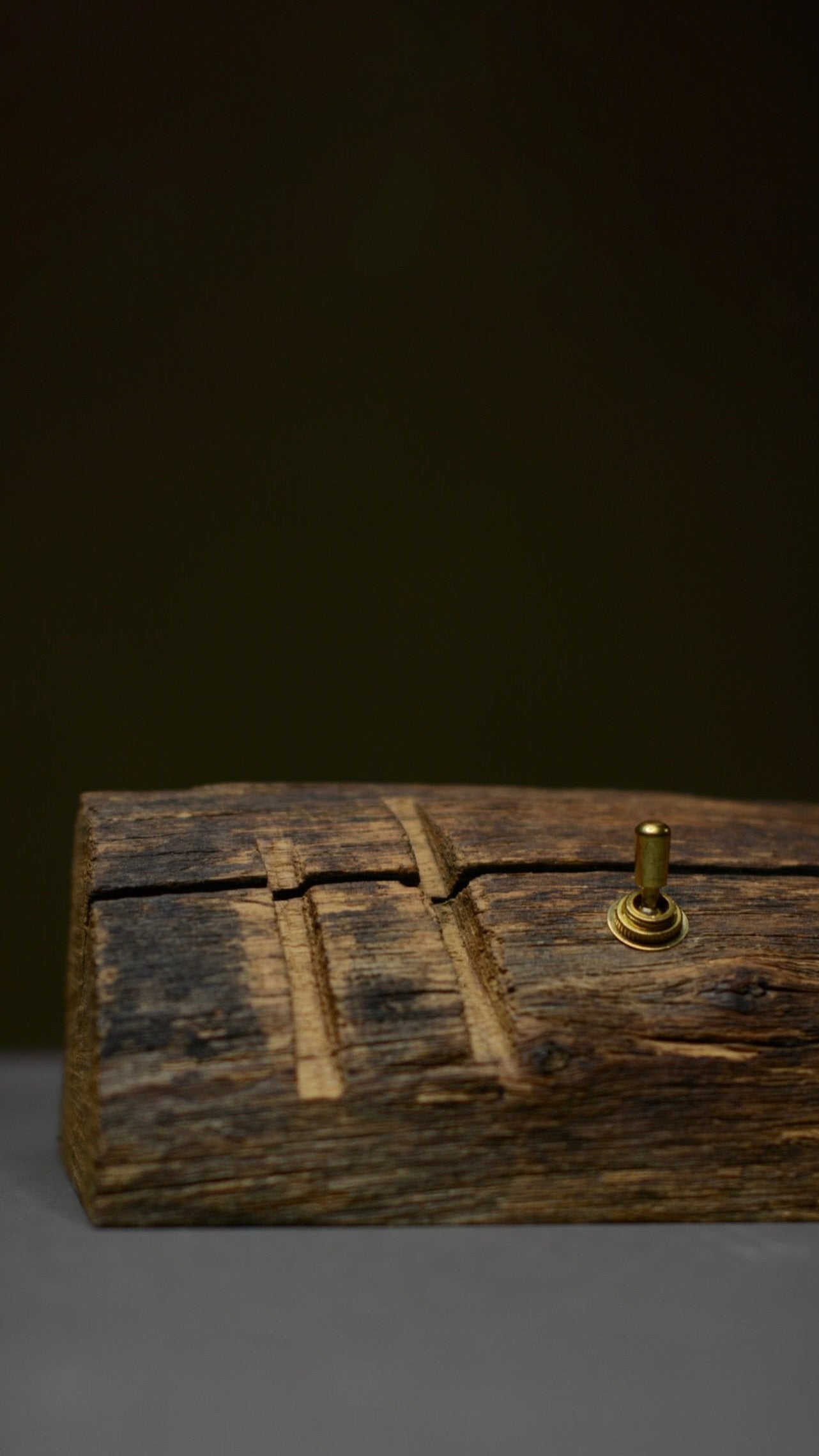 Wooden lamp details.