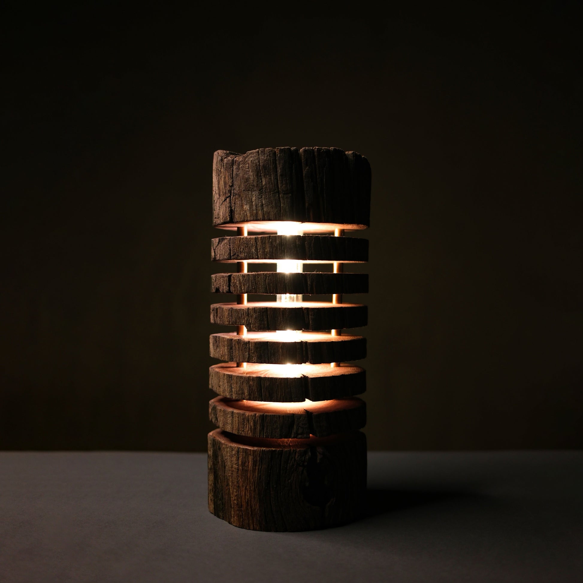 Ročno izdelana lesena svetilka. Wooden lamp. Handcrafted wooden lamp. Table lamp. Floor lamp. Lights.